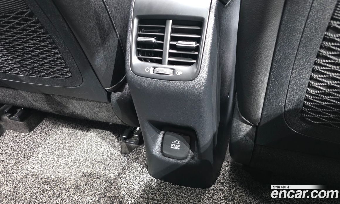 Kia Niro фото 32