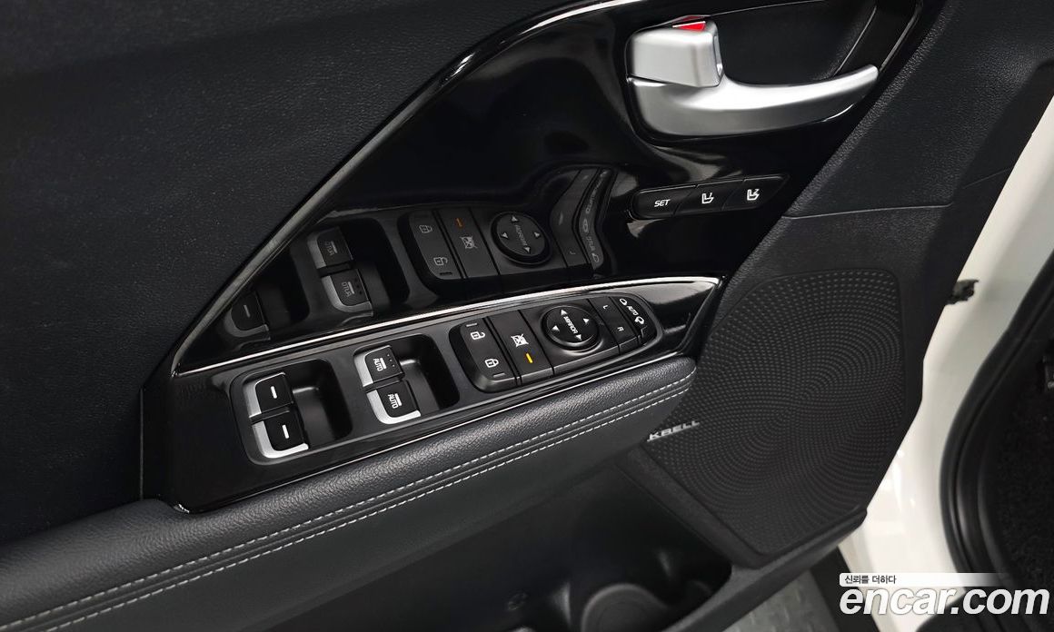 Kia Niro фото 34