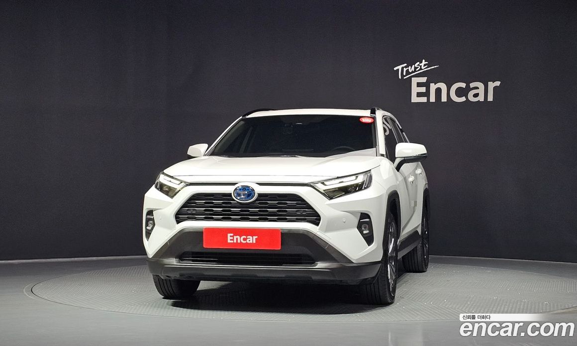 Toyota RAV4 5th Gen фото 3