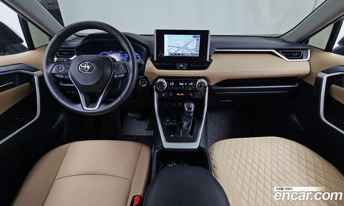 Toyota RAV4 5th Gen фото 7