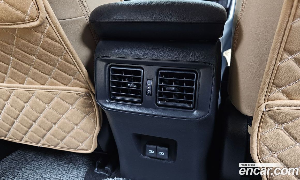 Toyota RAV4 5th Gen фото 19