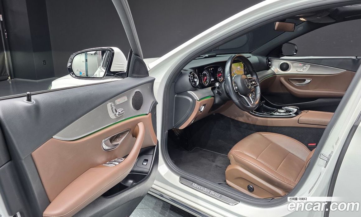 Mercedes-Benz E-Class W213 фото 10