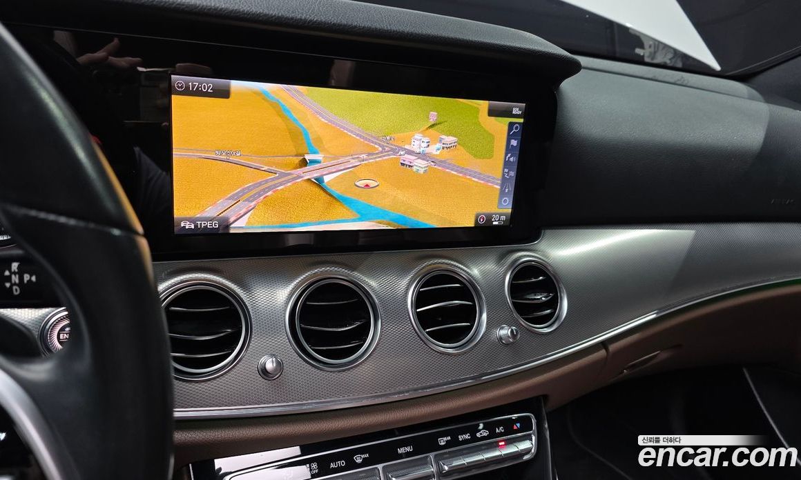 Mercedes-Benz E-Class W213 фото 14