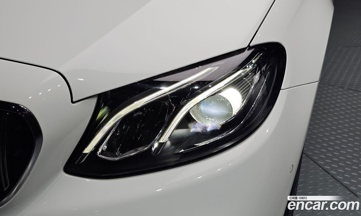 Mercedes-Benz E-Class W213 фото 22