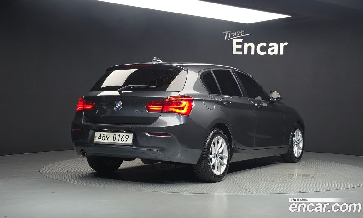BMW 1-Series (F20) фото 2
