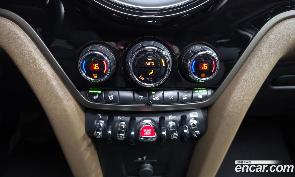 Mini Cooper Countryman фото 17