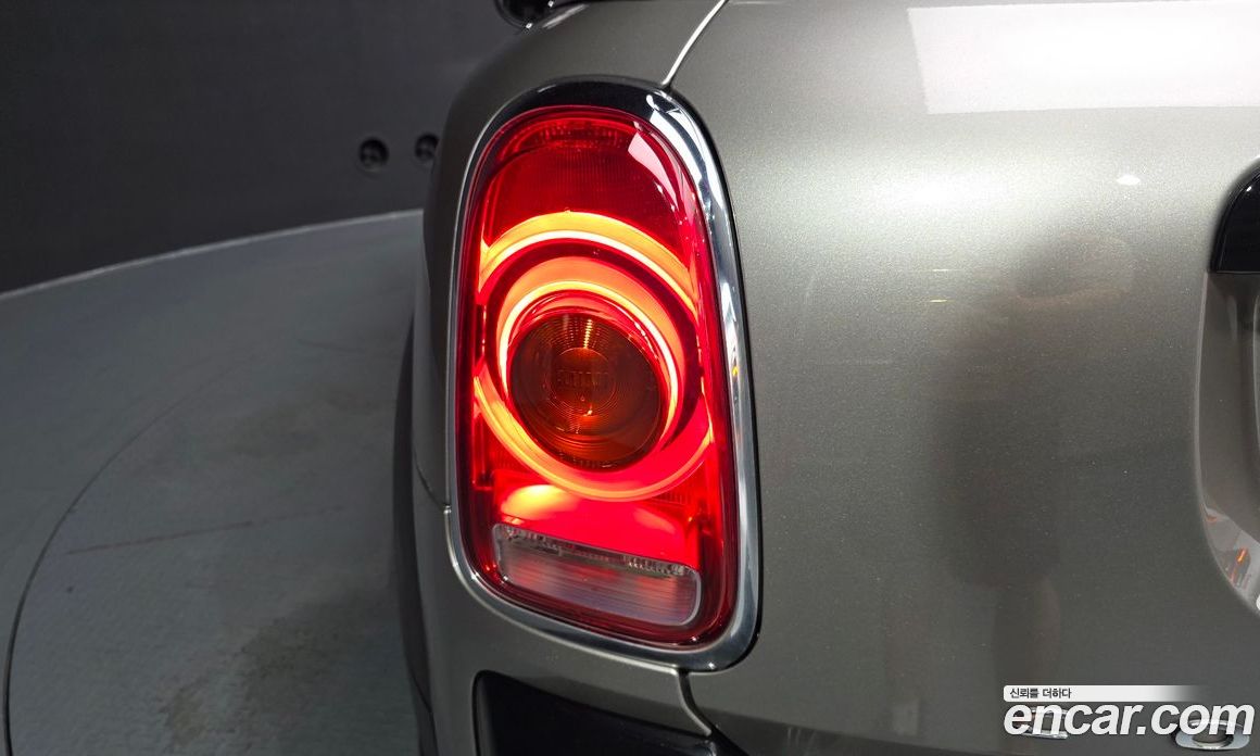Mini Cooper Countryman фото 23
