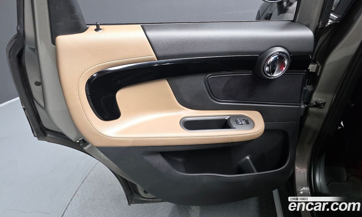 Mini Cooper Countryman фото 25