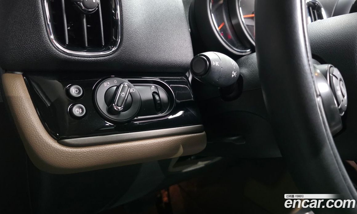 Mini Cooper Countryman фото 28