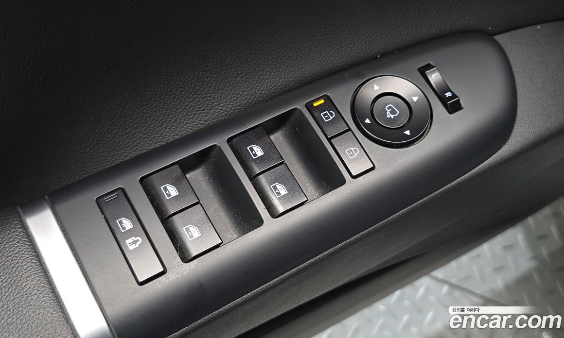 Hyundai Grandeur (GN7) фото 19