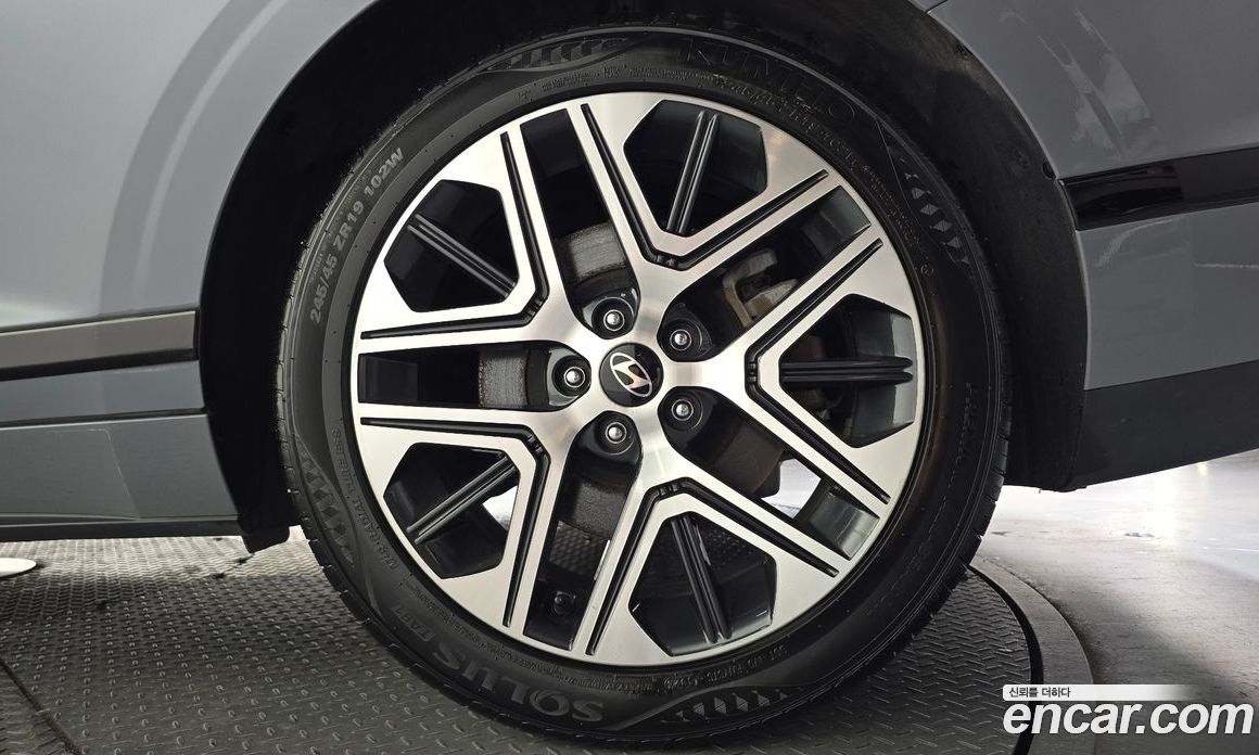 Hyundai Grandeur (GN7) фото 21