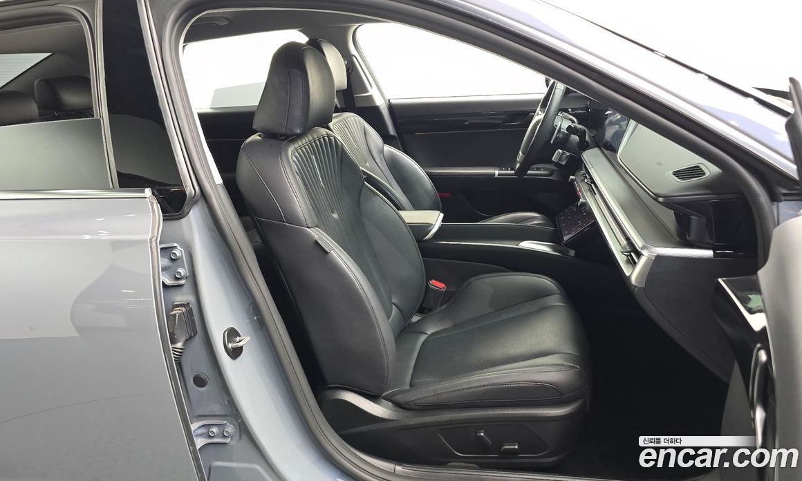 Hyundai Grandeur (GN7) фото 26
