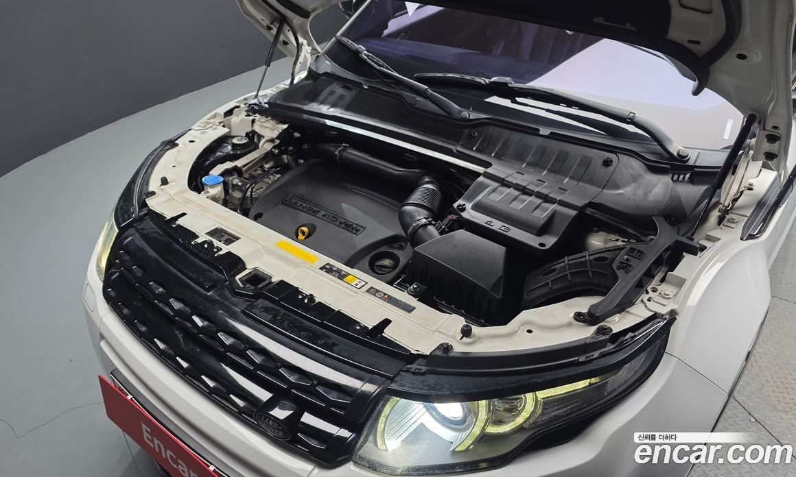 Land Rover Range Rover Evoque фото 6