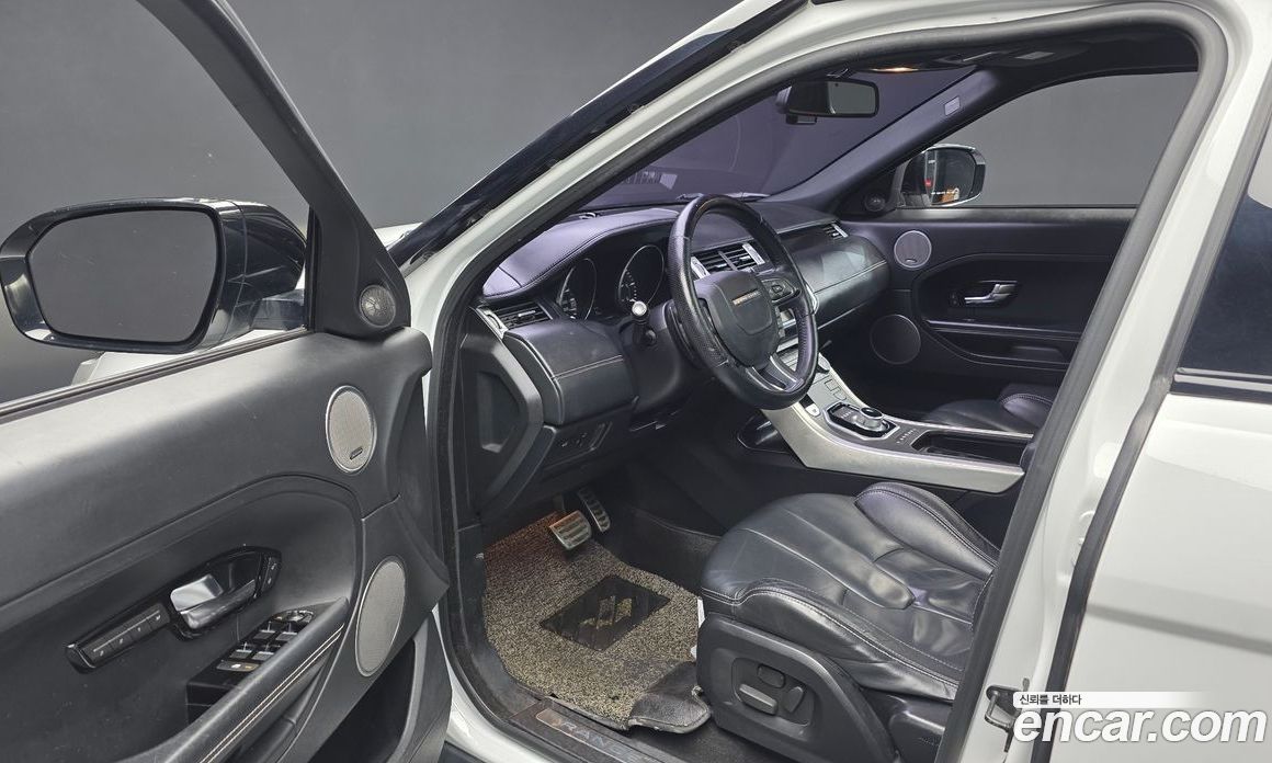 Land Rover Range Rover Evoque фото 10