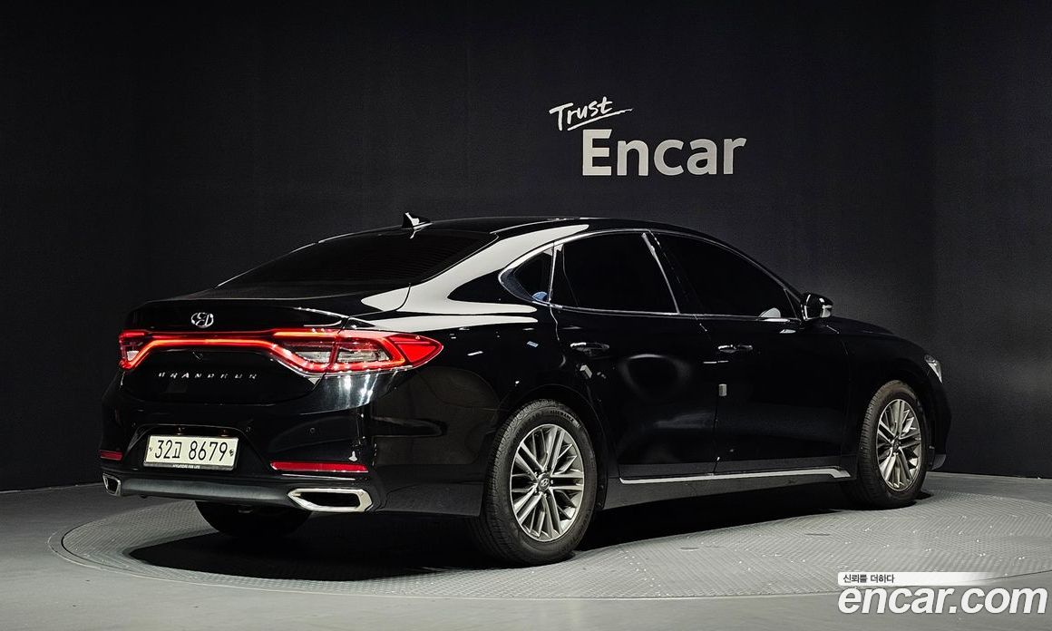 Hyundai Grandeur (IG) 6th Gen фото 2