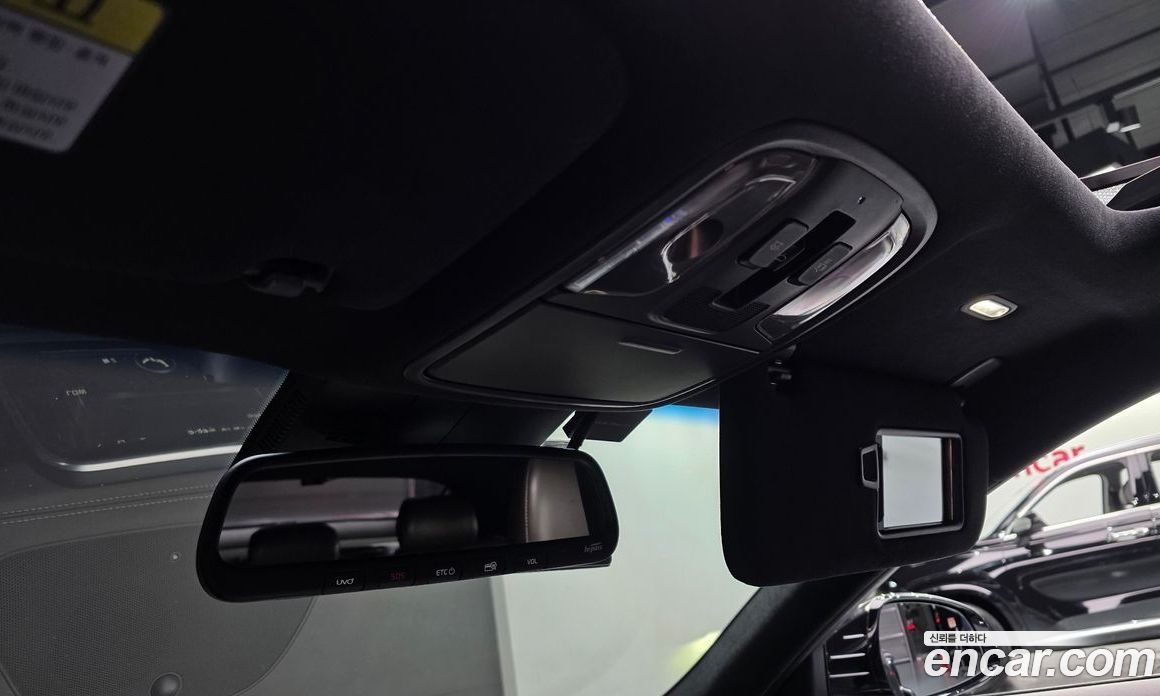 Kia Stinger фото 28