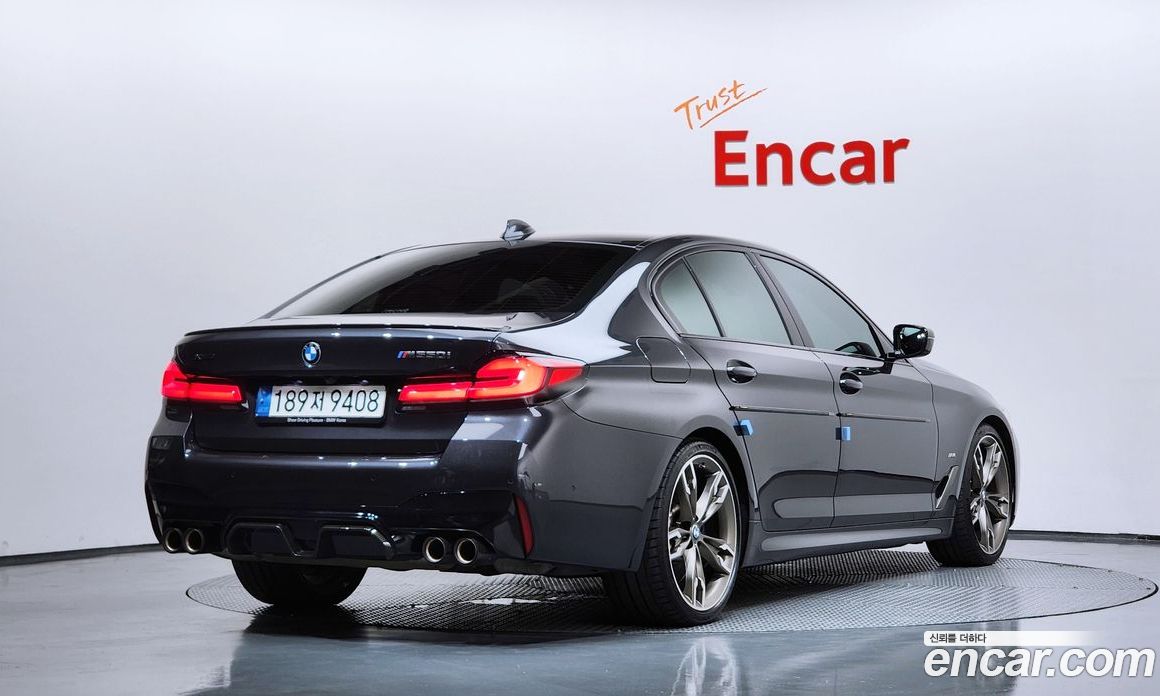 BMW 5-Series (G30) фото 2
