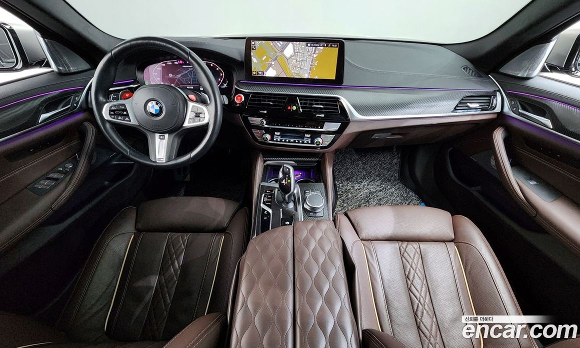 BMW 5-Series (G30) фото 7