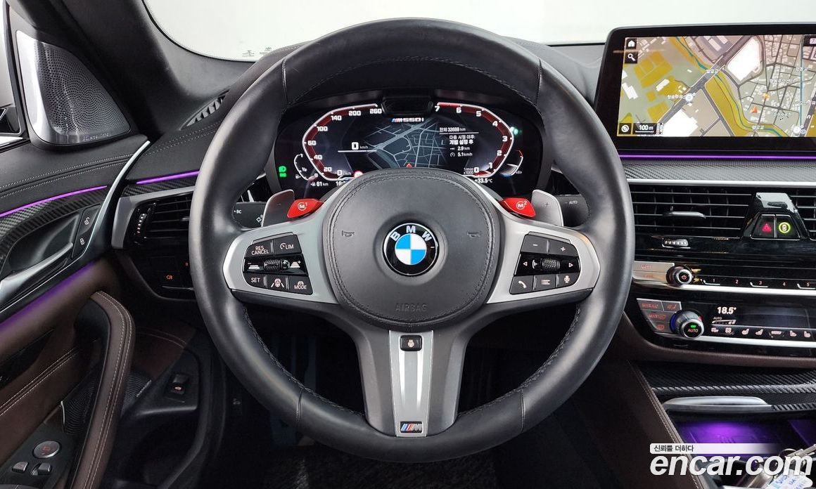 BMW 5-Series (G30) фото 13