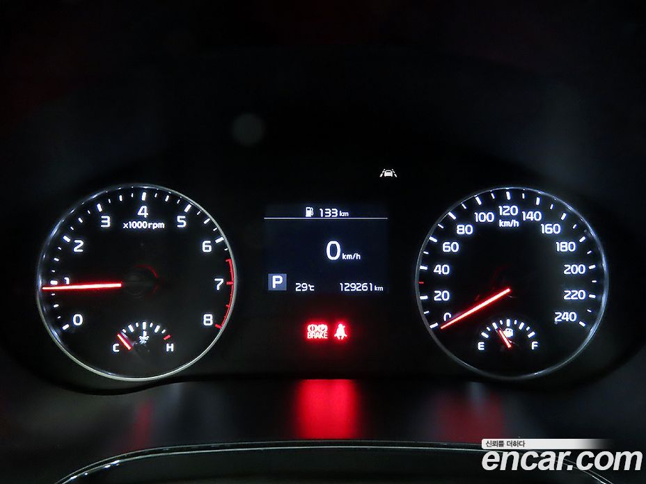 Kia Seltos фото 8