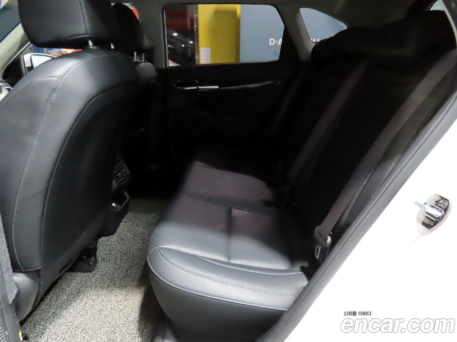 Kia Seltos фото 11