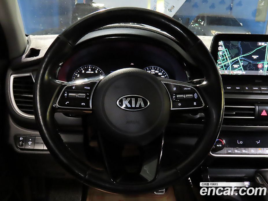 Kia Seltos фото 14