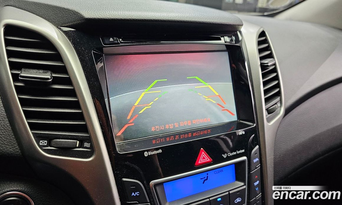 Hyundai i30 2nd Gen фото 15