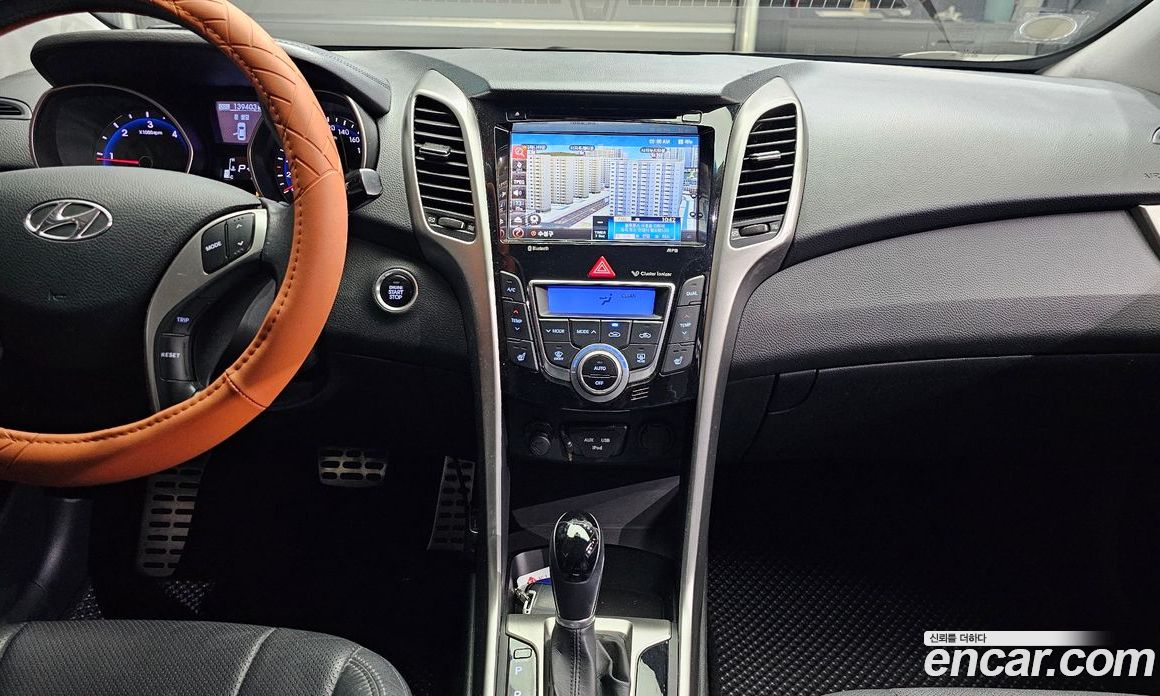 Hyundai i30 2nd Gen фото 17