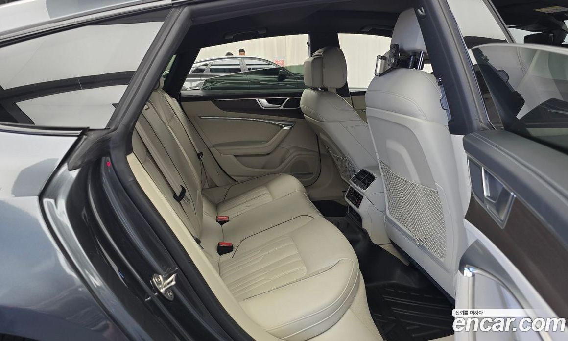Audi A7 (4K) фото 12