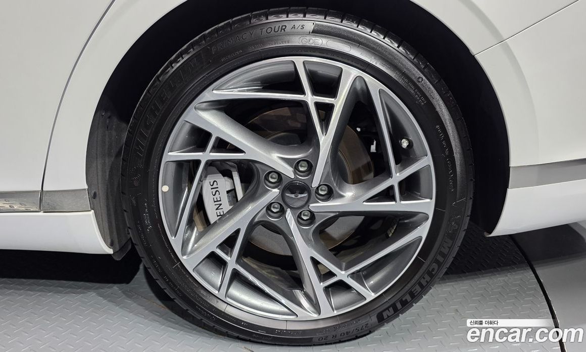 Genesis G90 (RS4) фото 21