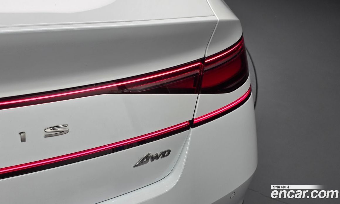 Genesis G90 (RS4) фото 23