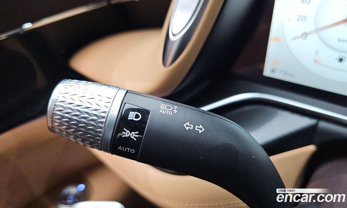 Genesis G90 (RS4) фото 29