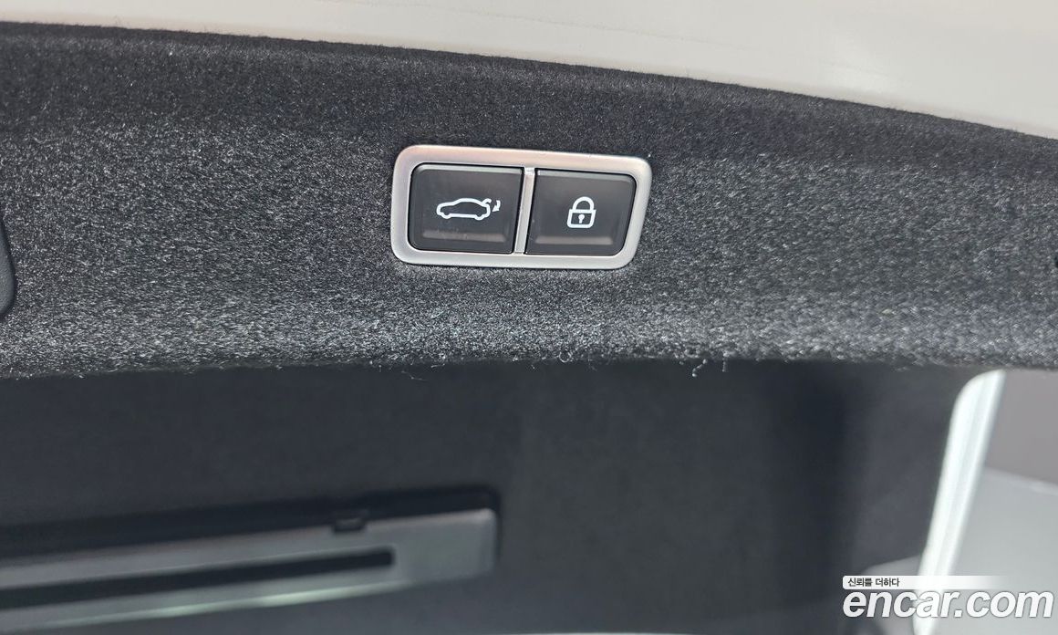 Genesis G90 (RS4) фото 37
