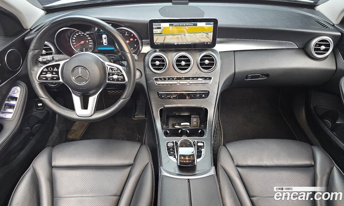 Mercedes-Benz C-Class W205 фото 7