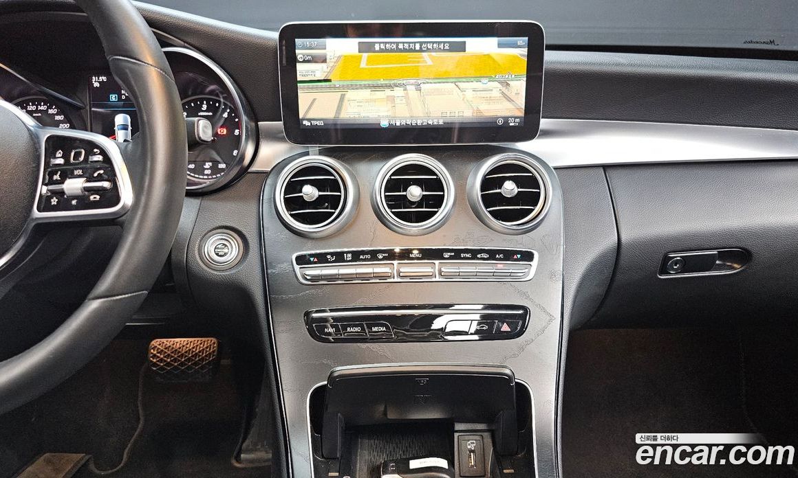 Mercedes-Benz C-Class W205 фото 14