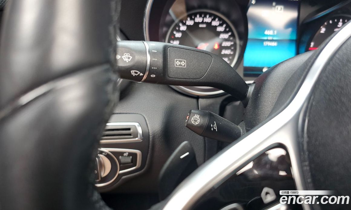 Mercedes-Benz C-Class W205 фото 17