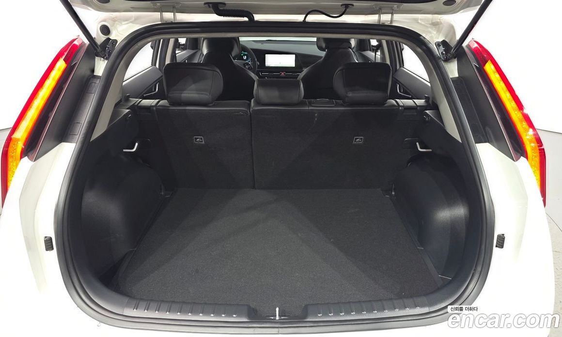 Kia Niro 2nd Gen фото 17