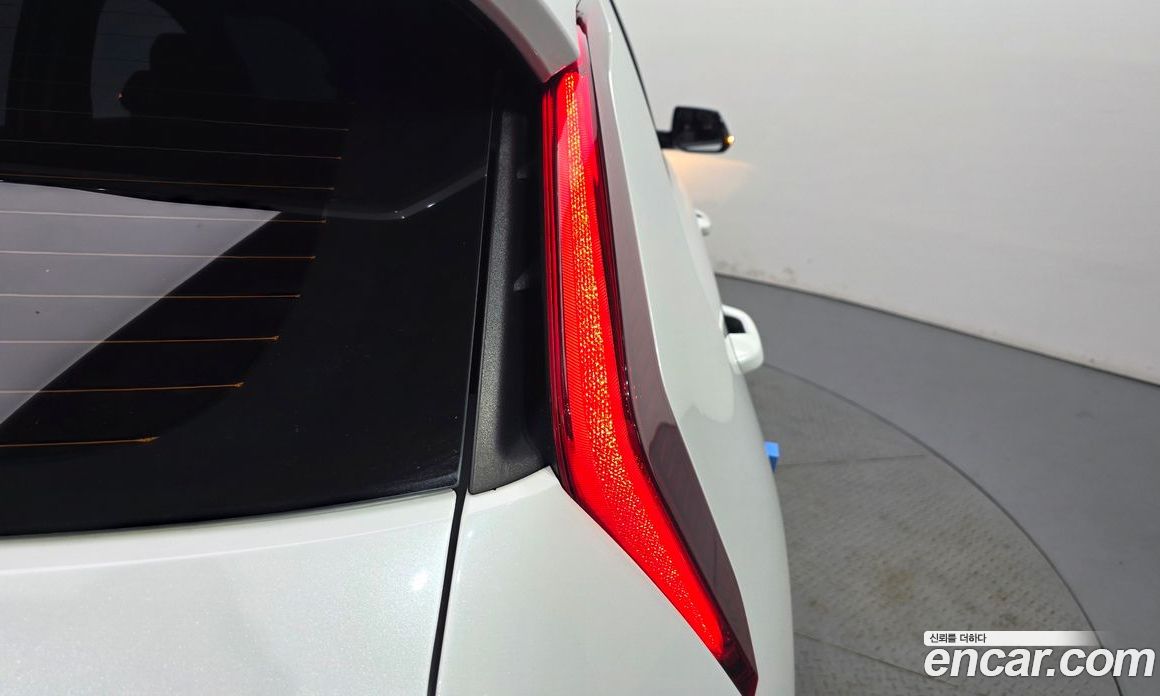 Kia Niro 2nd Gen фото 23