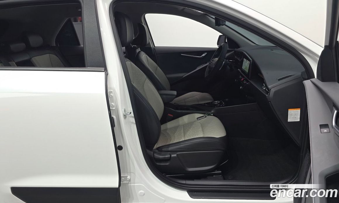 Kia Niro 2nd Gen фото 26
