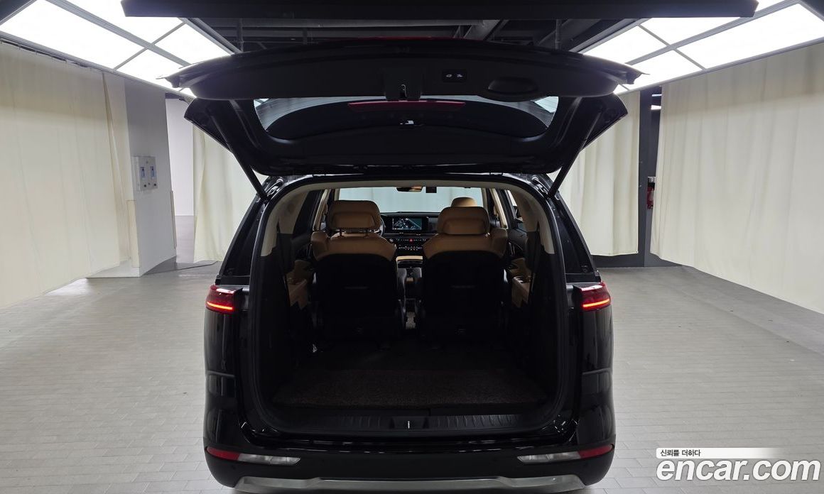 Kia Carnival 4th Gen фото 20