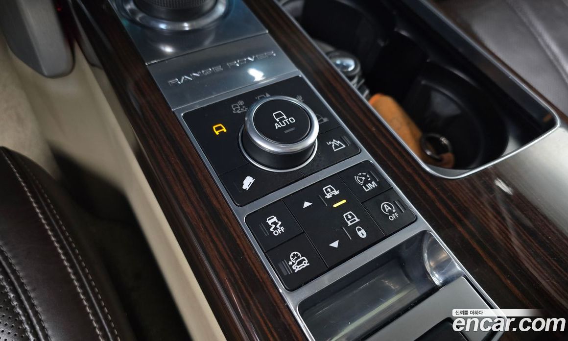 Land Rover Range Rover 4th Gen фото 29