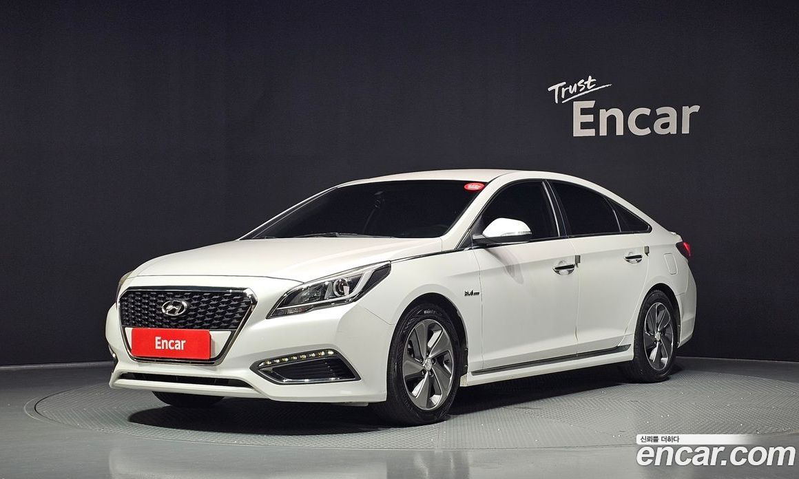 Hyundai Sonata Hybrid (LF) з Кореї