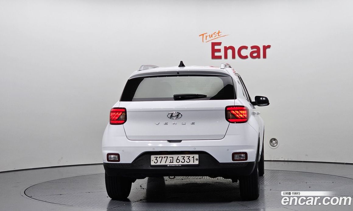 Hyundai Venue фото 4