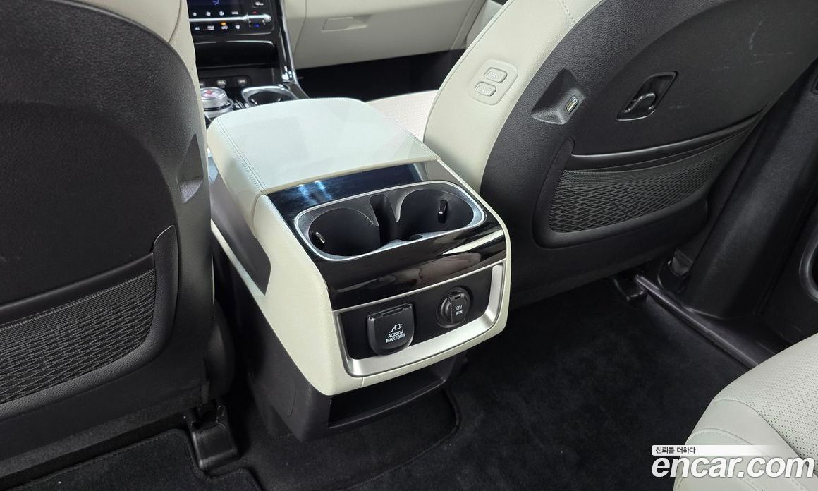 Kia Carnival 4th Gen фото 17
