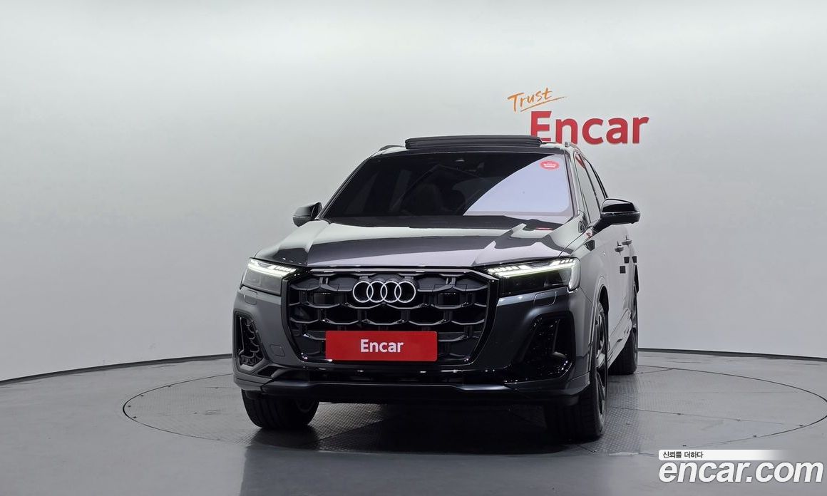 Audi Q7 (4M) фото 3