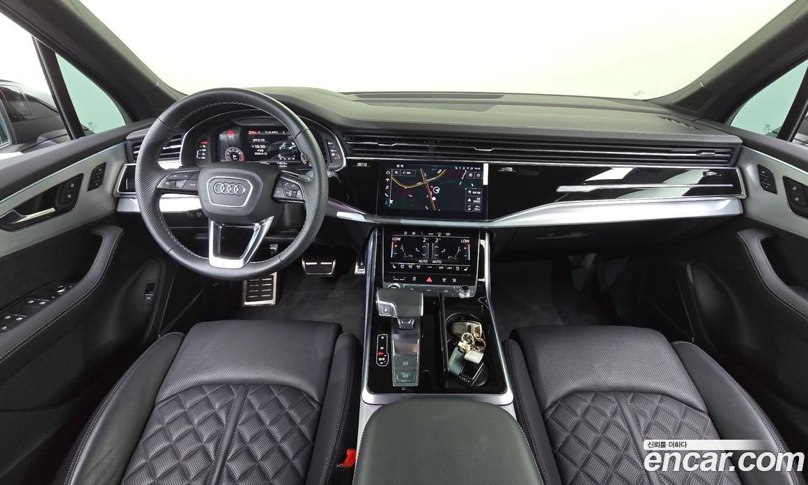Audi Q7 (4M) фото 7