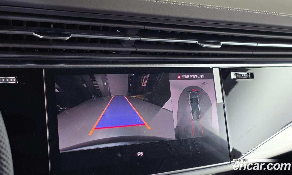 Audi Q7 (4M) фото 15
