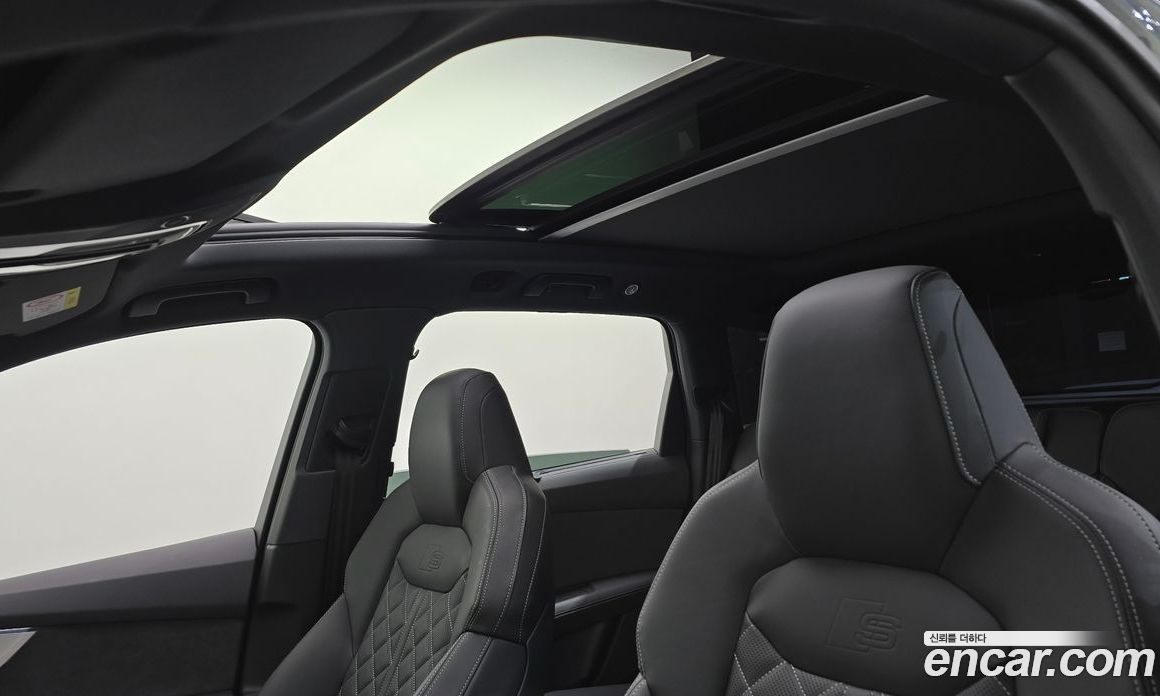 Audi Q7 (4M) фото 17