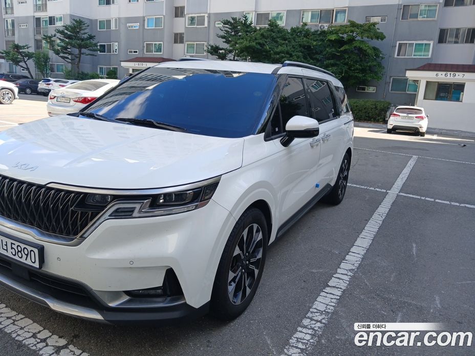 Kia Carnival 4th Gen фото 3