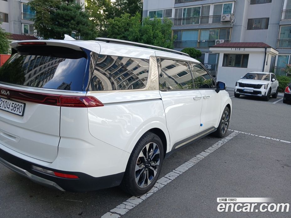 Kia Carnival 4th Gen фото 4